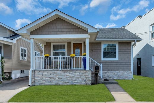 Casa Unifamiliare a Neptune City, Monmouth County