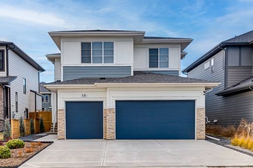 Detached House in Chestermere, Alberta
