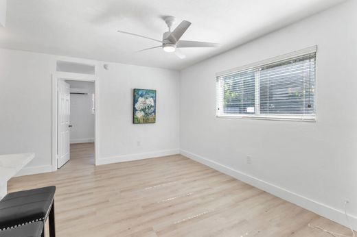 Apartment / Etagenwohnung in South Miami, Miami-Dade County