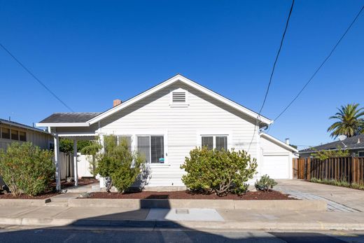 Detached House in Pacific Grove, Monterey County