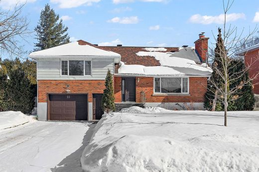 Casa en Pointe-Claire, City of Montréal