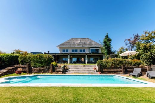 ‏בית חד-משפחתי ב  Lo Barnechea, Provincia de Santiago de Chile