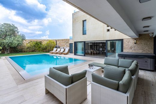 Luxe woning in Lija