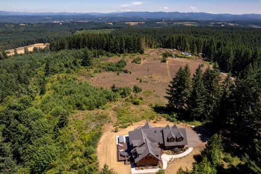 Luxury home in Beavercreek, Clackamas County