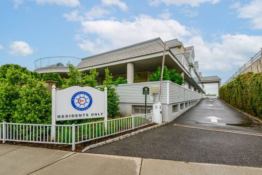Luxus-Haus in Port Washington, Nassau County