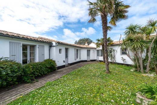 独立式房屋  Les Portes-en-Ré, 滨海夏朗德省