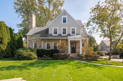 Detached House in Old Greenwich, Fairfield County