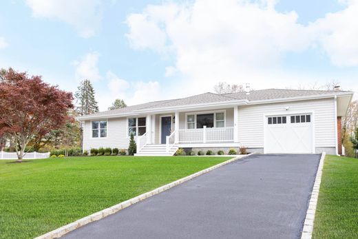 Luxury home in Mattituck, Suffolk County