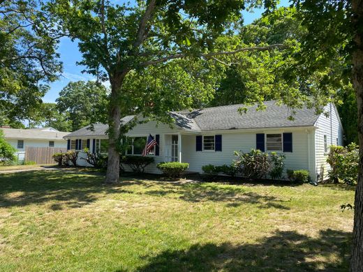 Casa Unifamiliare a Hyannis, Barnstable County