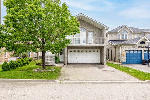 Μονοκατοικία σε Brampton, Ontario