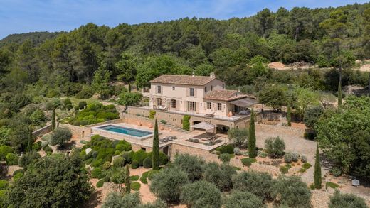 Detached House in Entrecasteaux, Var