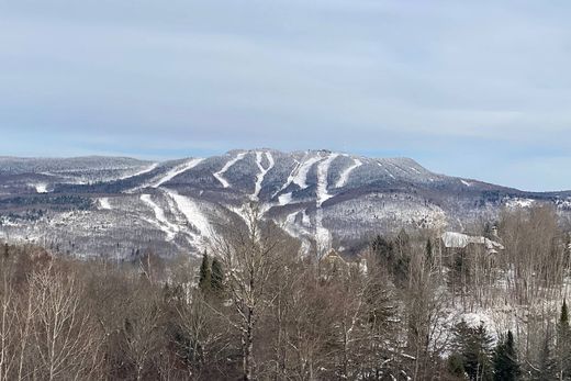 Land in Mont-Tremblant, Laurentides