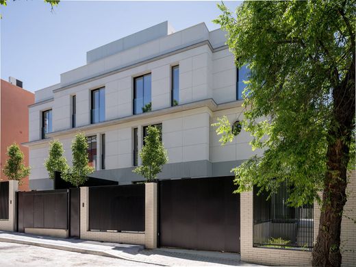 Einfamilienhaus in Madrid, Provinz Madrid