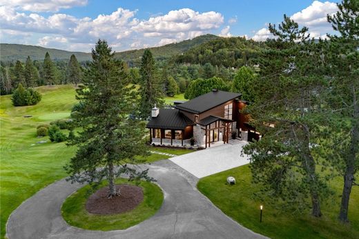 Μονοκατοικία σε Sainte-Adèle, Laurentides