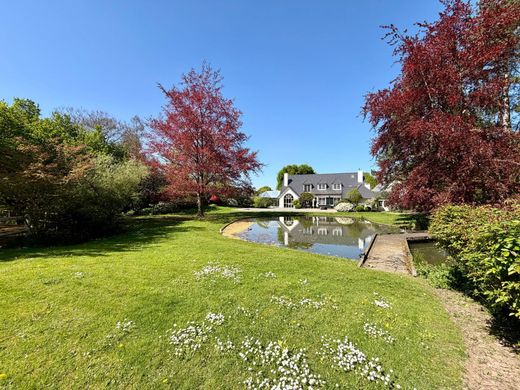 Detached House in Mérignies, North