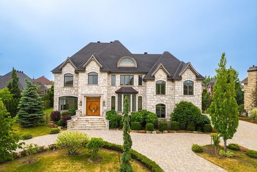 Detached House in Brossard, Montérégie