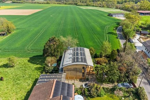 Detached House in Chancy, Geneva