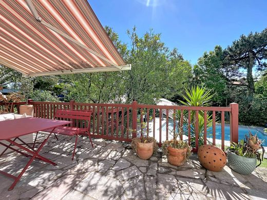 Detached House in Anglet, Pyrénées-Atlantiques