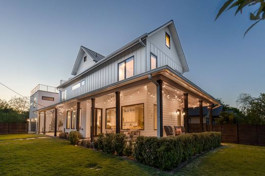 Detached House in Austin, Travis County