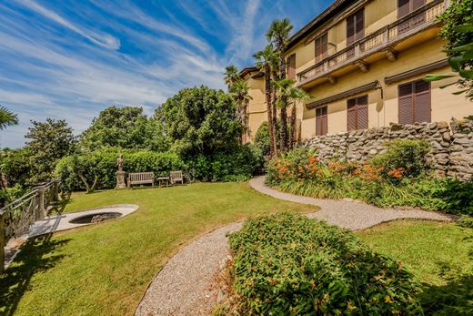 Semidetached House in Besozzo, Provincia di Varese