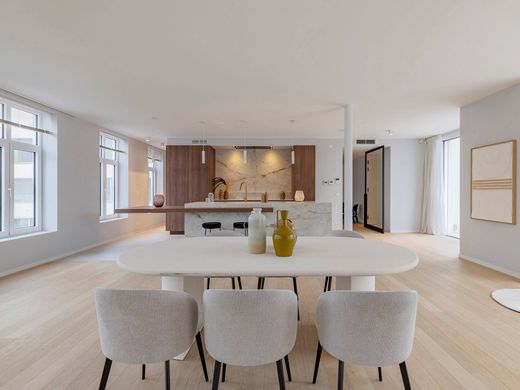 Apartment in Antwerp, Antwerp Province