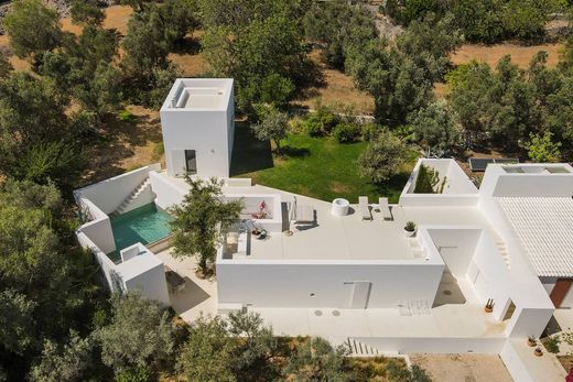 Einfamilienhaus in Faro, Distrito de Faro