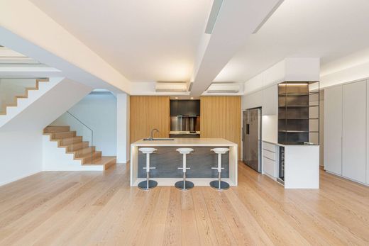 Apartment in Hong Kong, Central and Western District