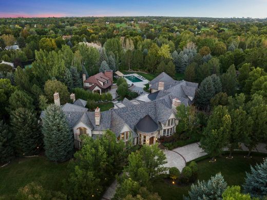 Detached House in Cherry Hills Village, Arapahoe County