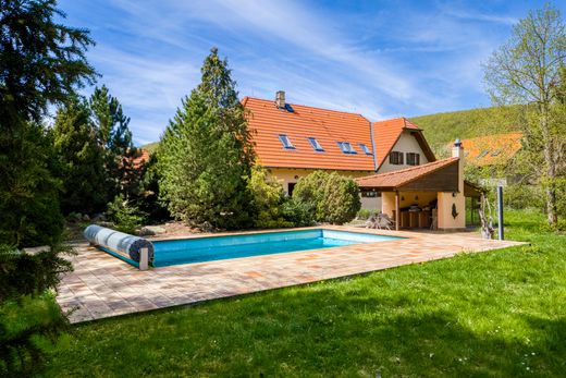 Detached House in Karlík, Okres Praha-západ