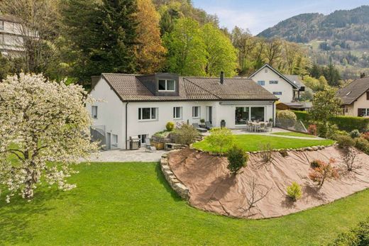 Detached House in Blonay, Riviera-Pays-d'Enhaut District