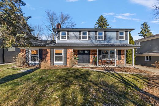 Detached House in Birmingham, Oakland County