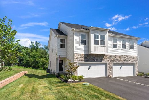 Semidetached House in Spring City, Chester County