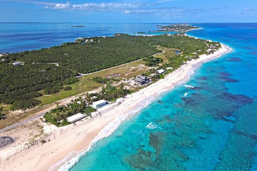 Land in Scotland Cay