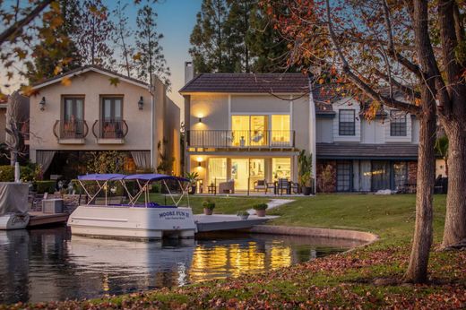 Detached House in Lake Forest, Orange County