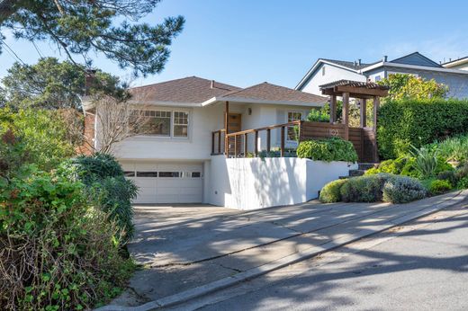 Casa Independente - San Carlos, San Mateo County