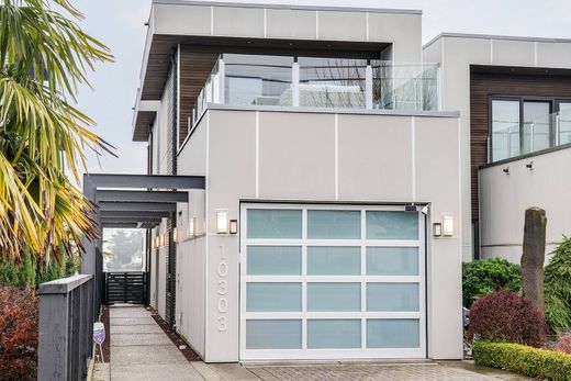 Duplex appartement in Sidney, Capital Regional District