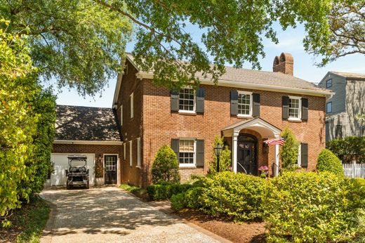 Detached House for sale in Mount Pleasant