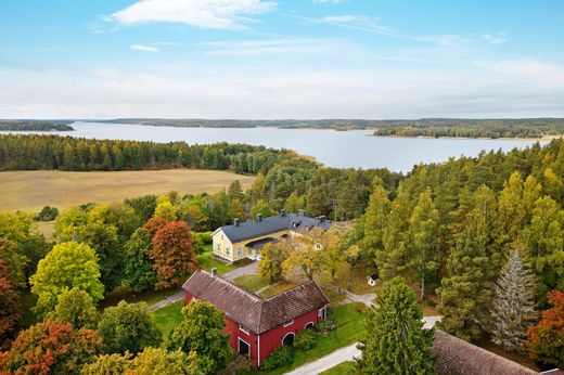 Luxury Homes Finland for sale - Prestigious Villas and Apartments in ...