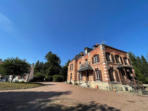 Casa Unifamiliare a La Ferté-Saint-Aubin, Loiret