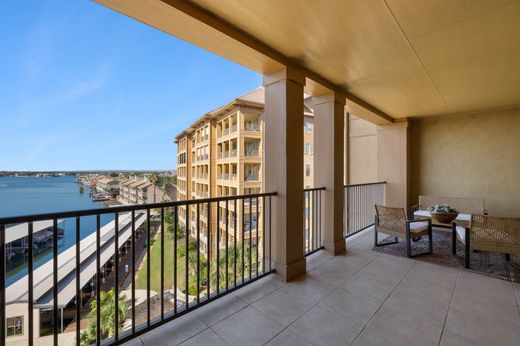 Квартира, Horseshoe Bay, Llano County