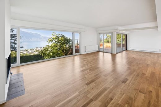 Μονοκατοικία σε Montreux, Riviera-Pays-d'Enhaut District