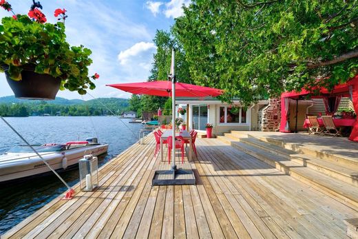 بيت مستقل ﻓﻲ Lac-des-Seize-Îles, Laurentides