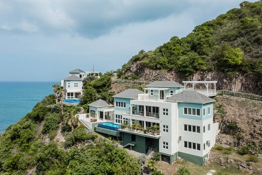 Detached House in Frigate Bay