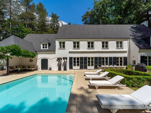 단독 저택 / Braine-l'Alleud, Province du Brabant Wallon