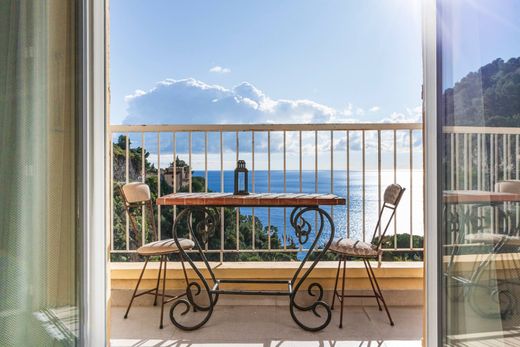 Apartment in Èze, Alpes-Maritimes