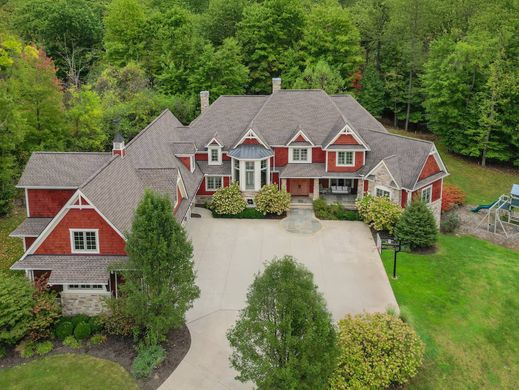 Einfamilienhaus in Chagrin Falls, Cuyahoga County