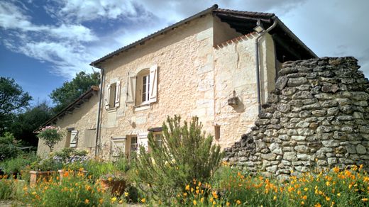 Maison individuelle à Château-l'Évêque, Dordogne