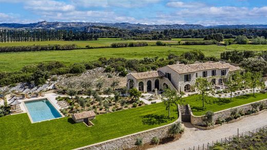 بيت مستقل ﻓﻲ Saint-Rémy-de-Provence, Bouches-du-Rhône