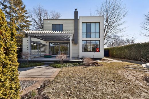 Apartment / Etagenwohnung in Terrebonne, Lanaudière