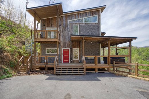 Luxury home in Sevierville, Sevier County